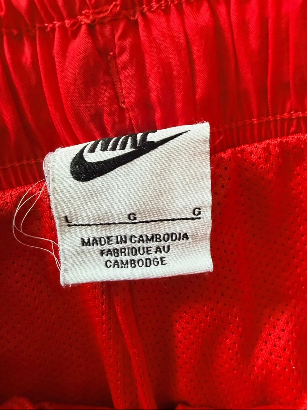 Nike Boys Red White Swoosh Logo Activewear Athletic Shorts Size Large (L)